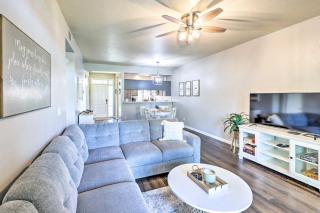 Golf Course Views and Pool Access Glendale Condo! - Glendale - 0