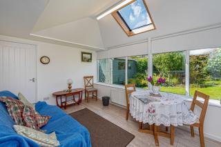 Lon Penrhyn - Benllech - 1