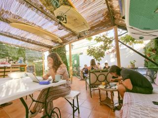 Arena Nest Hostel - Puerto de Santiago - 1