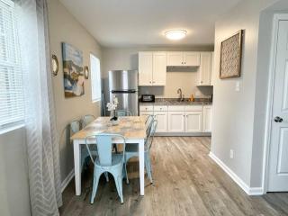 * Cozy Crib * Pet Friendly * King Bed * - Durham - 1