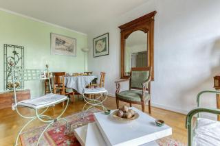 Large and Bright 2 Bdrs Flat with View - Paris 20 - Parijs - 8