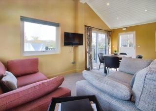 Snainton Luxury Lodges - Ebberston - 1