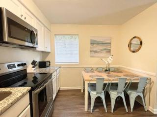 *Pristine Pad * King Bed *Duke * Long Term Stays* - Durham - 5