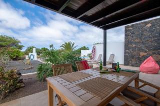 Wind Wave 28B - Heated & Shared pool - La Oliva - 2