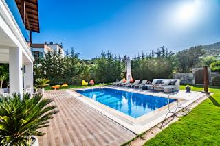 Contemporary Luxury Villa in Yalıkavak Center - Bodrum - 4