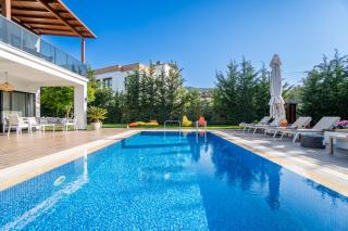 Contemporary Luxury Villa in Yalıkavak Center - Bodrum - 3