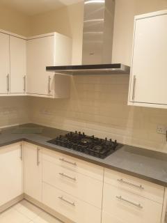 London Luxury Apartments 5 min walk from Ilford Station, with FREE PARKING & FREE WIFI - Ilford - 9