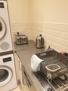 London Luxury Apartments 5 min walk from Ilford Station, with FREE PARKING & FREE WIFI - Ilford - 1