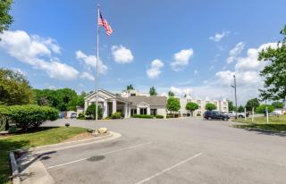 BEST WESTERN PLUS Inn at Valley View - Roanoke - 0