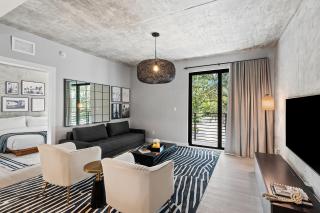 Pretty Rola 201 Luxury 1B1B w King Bed at Downtown Fort Lauderdale - Fort Lauderdale - 8