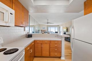 Whitewater Village Retreat B Ocean-view condo with private deck, fireplace, & easy beach access - 8