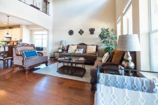 Austin Charm Home by The Key Rentals - 1