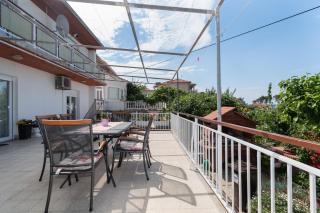 Apartments with parking space Rab - 17684 - 3