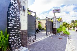 Sakura Guest House - Canggu - 3