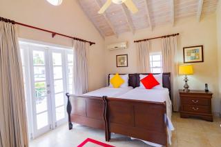 Bianca Bay 3 Bedroom West Coast Beach Front Villa - Saint James - 4