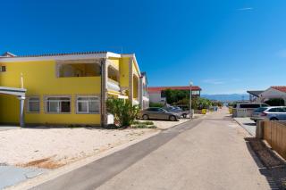Apartments with a parking space Vir - 18131 - Vir - 4