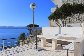 Apartments by the sea Mimice, Omis - 18149 - 3