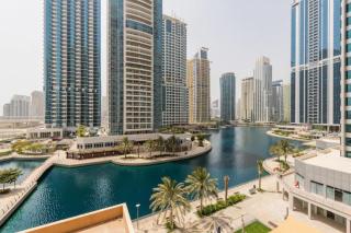 Bright and spacious 3 bedrooms with Lake views in JLT near Dubai Marina and JBR - Dubái - 0
