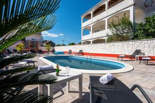 Luxury villa with a swimming pool Turanj, Biograd - 18216 - Sveti Filip i Jakov - 2