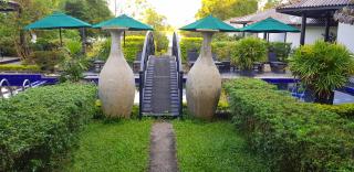 Flower Garden Lake Resort - Tissamaharama - 9