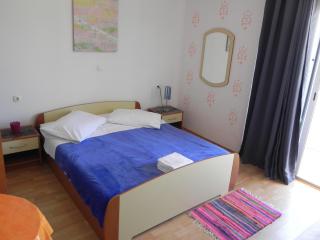 Apartments by the sea Kampor, Rab - 18268 - 3