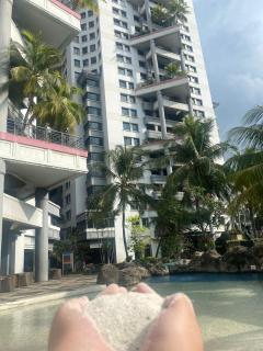 Grand Tropic Suites Hotel - Jakarta - 5