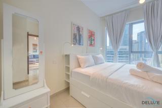 Marina Canal Views 1BR Unit Near to The Beach JBR, Bay Central West, Dubai Marina by Deluxe Holiday Homes - Dubai - 5