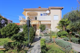 Apartments by the sea Seget Vranjica, Trogir - 18487 - Seget Donji - 0