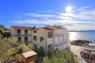 Apartments with a parking space Brela, Makarska - 18495 - Brela - 0