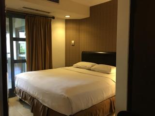 Grand Tropic Suites Hotel - 6