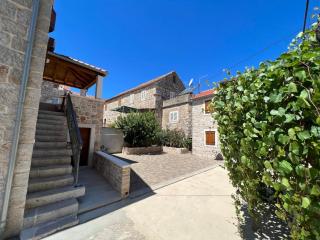 House Tia - Vrboska - 5