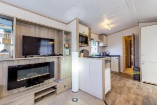 Lovely Caravan At Azure Seas Nearby The Beautiful Beach Ref 32038Az - Lowestoft - 5