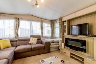 Lovely Caravan At Azure Seas Nearby The Beautiful Beach Ref 32038Az - Lowestoft - 2