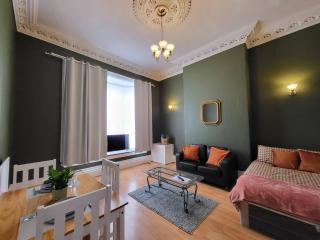 Large Digbeth Double Room Shared Bathroom - Birmingham - 3