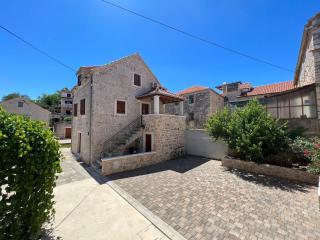 House Morko - Vrboska - 4