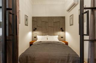 Designer Dream Home with Stunning View - Budapest - 7