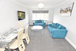 Lovely 2 Bedroom Flat in a quiet location - Airdrie - 4