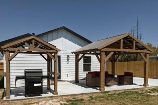 2022 Built Modern Family-Friendly Oasis - Corpus Christi - 9