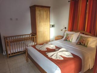 Azia's Apartments - 1