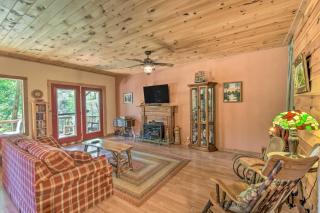Idyllic Murphy Hideaway with Multi-Level Deck! - Murphy - 7