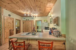 Idyllic Murphy Hideaway with Multi-Level Deck! - Murphy - 4