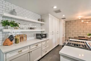 Relaxing Phoenix Getaway with Sauna and Yoga Room - 2
