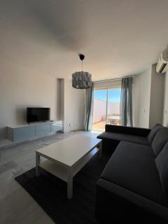 Piso junto metro, gran terraza y parking gratis - 7