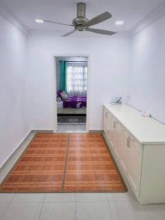 Homestay Ampang Farah - 3