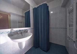 Hotel Akord - Free Parking & Metro Access - Sofia - 4