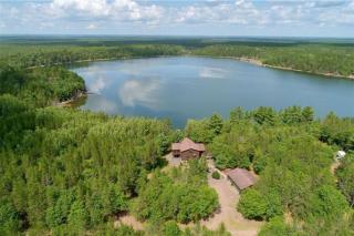 Sandy Lake Cabin ~Private Luxury Vacation Home~ - Minong - 3