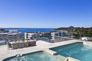 Penthouse Palace - Luxurious Harbourview Location - Nelson Bay - 0