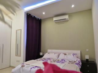 Modern Luxury Penthouse in Perfect Sliema Location - Sliema - 2