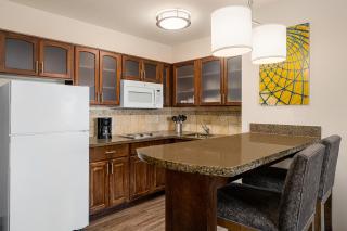 Staybridge Suites Oklahoma City-Quail Springs by IHG - Oklahoma City - 3
