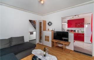 Gorgeous Home In Jablan With Wifi - 1